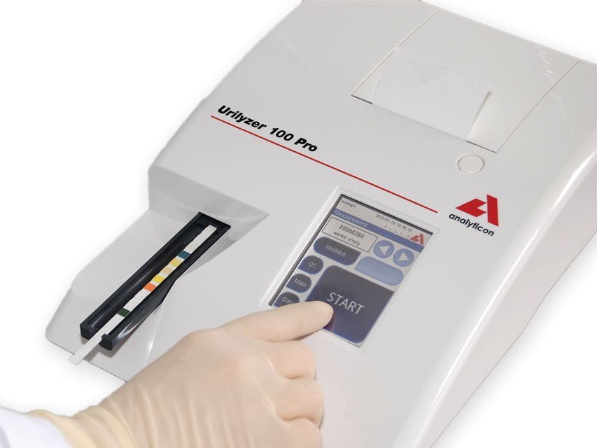 URILYZER 100 PRO URINE ANALYZER with printer