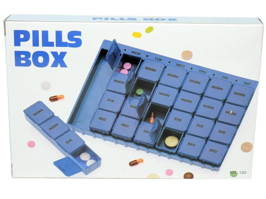 "7 DAYS" PILL BOX