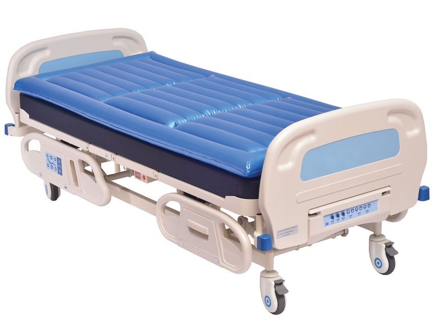 ANTI-DECUBITUS WATER MATTRESS
