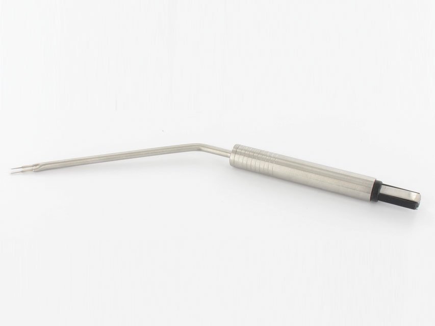 EU BINNER FORCEPS 18 cm - angled