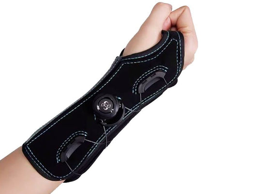 WRIST BRACE - right - M